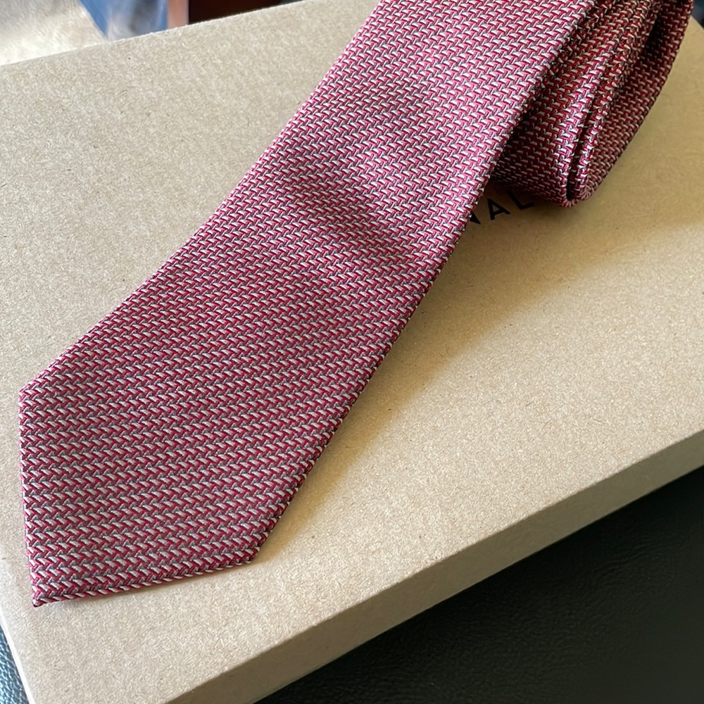 Banana Republic Men’s Tie